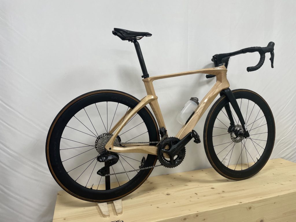 WOODALPS GROOTY Wooden bike - vélo bois